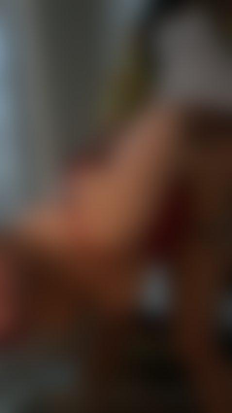 EMERGENCY UNLOCKED 🚨🚒
the fireman tells you to relax and le... by honeykitty