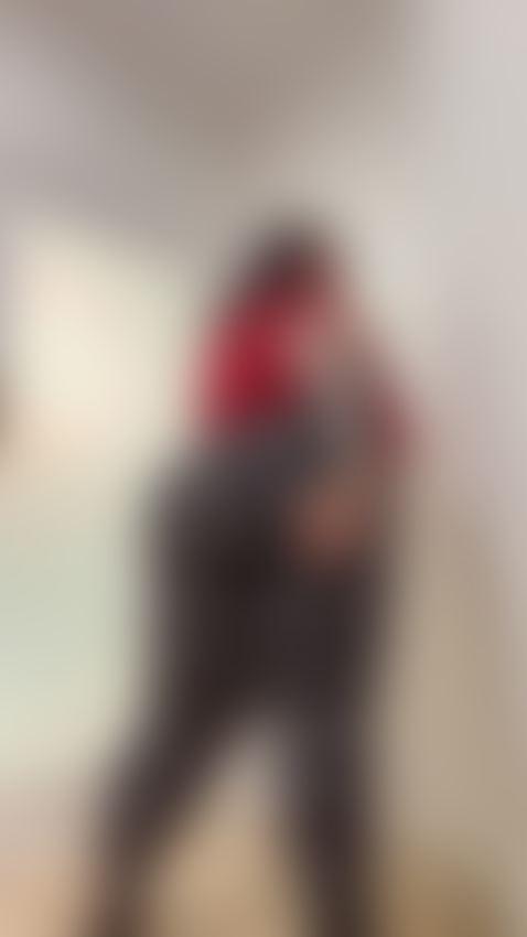 I was sitting at my desk today and low key sexting !! Got to... by mandymajestic